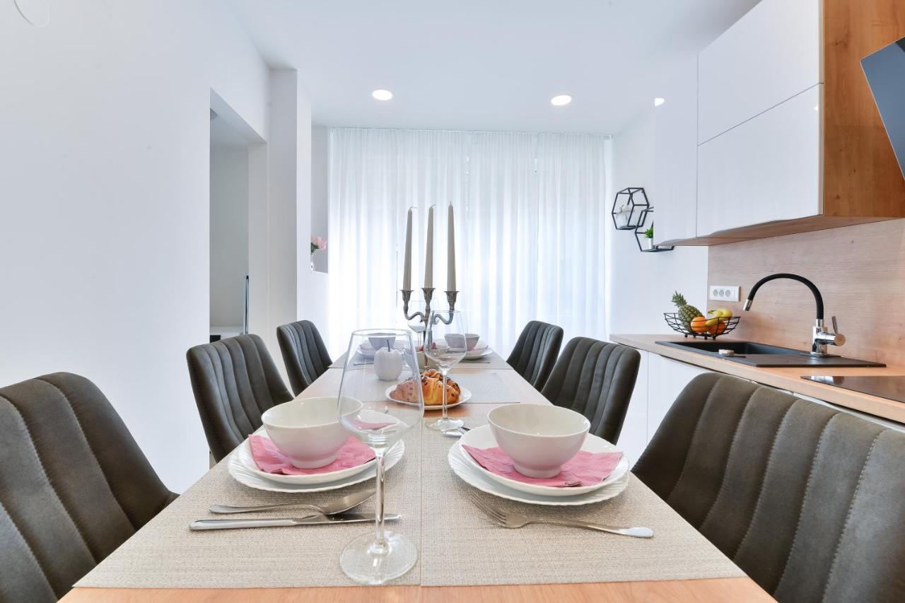 Zara Lumina Apartment Exterior photo
